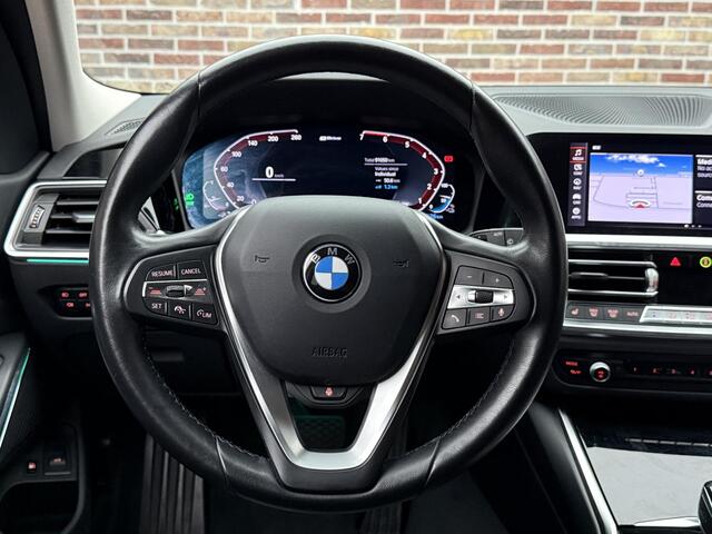 BMW 3-SERIE Touring 330e Business Edition Plus