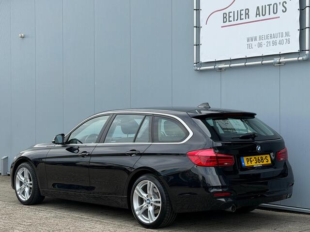 BMW 3-SERIE Touring 318i Executive Automaat Navigatie/18inch.