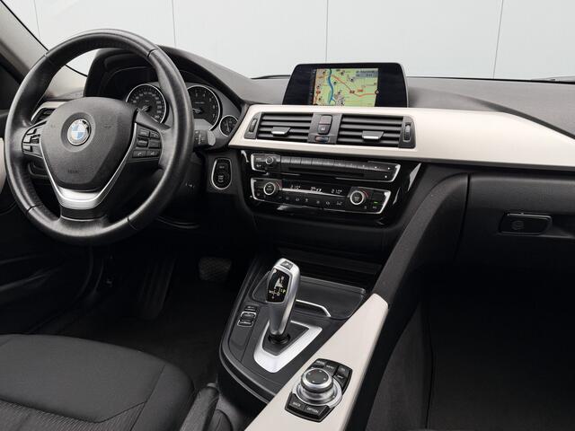 BMW 3-SERIE Touring 318i Executive Automaat Navigatie/18inch.