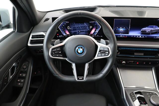BMW 3-SERIE 330e M SPORT EDITION -INNOVATION|COMFORT|ADAP.LED|DRIVING-ASSISTANT|LEDER|MEMORY|ADAP.CRUISE|PRIVACY.GLAS|18"