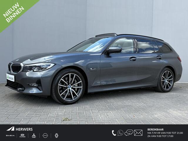 BMW 3-SERIE Touring 330e High Executive / Sport Line / Safety-Pack / Comfort Access pakket / Stoelverwarming / Elektrische achterklep / Elektrisch schuif-/kanteldak /