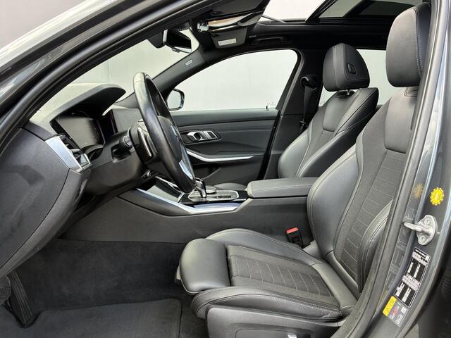 BMW 3-SERIE Touring 330e High Executive / Sport Line / Safety-Pack / Comfort Access pakket / Stoelverwarming / Elektrische achterklep / Elektrisch schuif-/kanteldak /