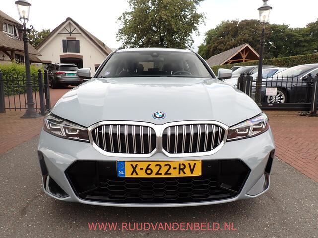 BMW 3-SERIE Touring 320e / TREKHAAK / FACELIFT WIDESCREEN / CARPLAY / SPORTSTOELEN