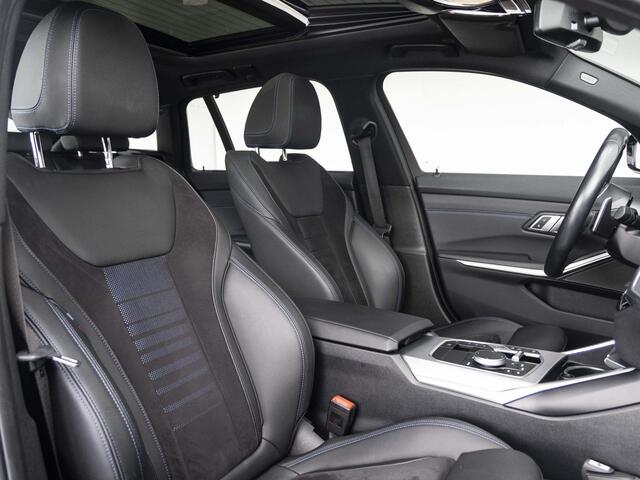 BMW 3-SERIE Touring 320e | M Sportpakket | Entertainment Pack |Glazen panoramadak | 19 inch | Harman Kardon | Trekhaak