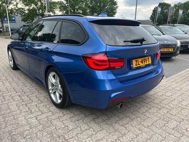 BMW 3-SERIE Touring 318i M Sport xenon, camera, leer, virtual cockpit