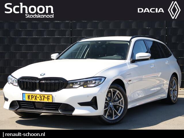 BMW 3-SERIE Touring 330e | Adap. Cruise | Elek.Trekhaak | Stoel-/Stuurverwarming | Carplay