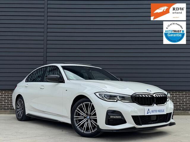 BMW 3-SERIE 330e M Sport 292 pk LASER, PANO, Memory, ACC, HUD