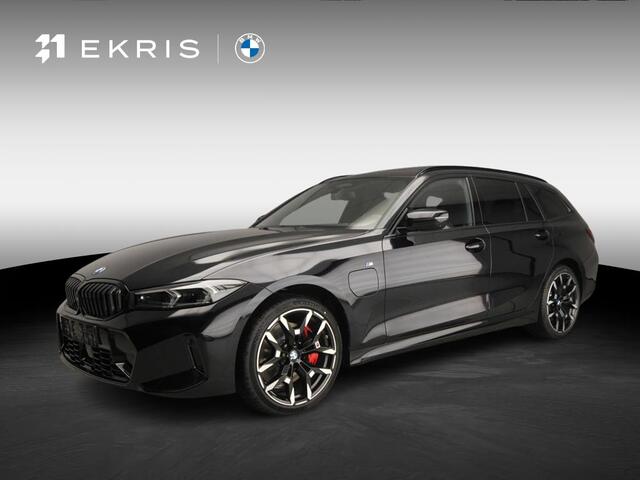 BMW 3-SERIE Touring 330e M Sportpakket Pro | Panoramadak | Harman Kardon | Driving Assistant Professional | Trekhaak