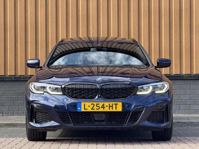 BMW 3-SERIE Touring M340i xDrive High Executive | 374 PK! | Panoramadak | BMW Laser | Head-Up | Harman & Kardon | 360° Camera | Elektrische Trekhaak | Apple Carplay | Android Auto |