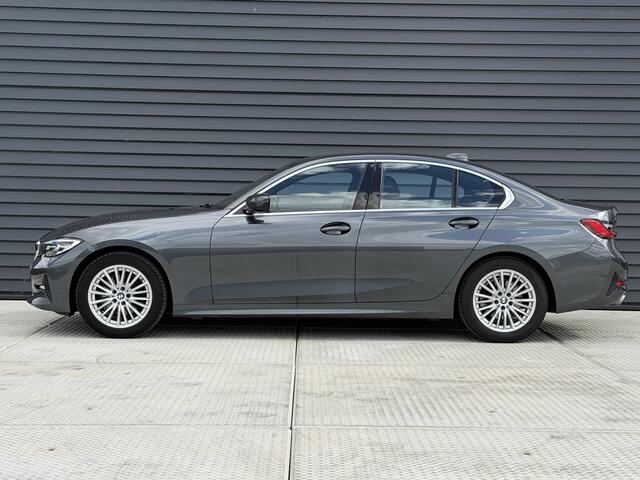 BMW 3-SERIE 320i Executive Edition 184 PK | Automaat | Navi | Stoelverwarming | Climate | Trekhaak