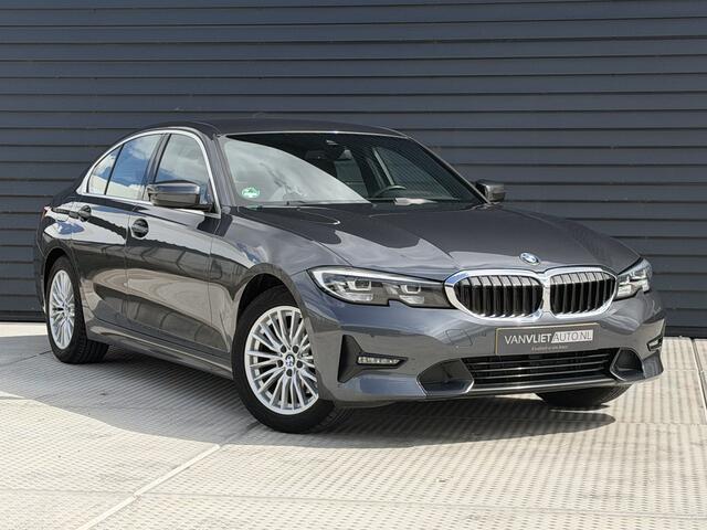 BMW 3-SERIE 320i Executive Edition 184 PK | Automaat | Navi | Stoelverwarming | Climate | Trekhaak