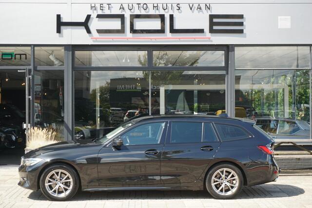 BMW 3-SERIE Touring 320i Executive | ACC | trekhaak