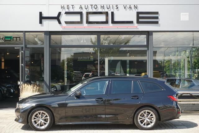 BMW 3-SERIE Touring 320i Executive | ACC | trekhaak