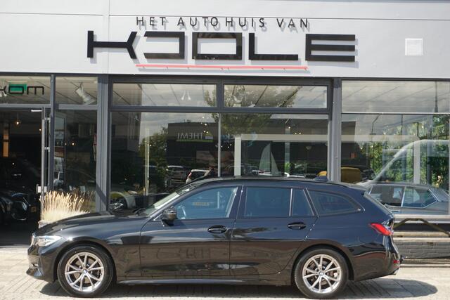 BMW 3-SERIE Touring 320i Executive | ACC | trekhaak