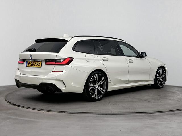 BMW 3-SERIE Touring 320i Executive Edition 184PK | M-Sport | Panorama-dak | Achteruitrijcamera | Stoelverwarming | Climate Control
