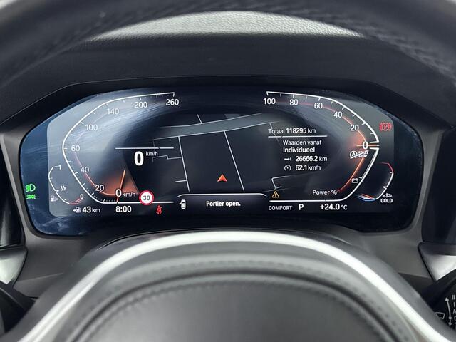 BMW 3-SERIE Touring 320i Executive Edition 184PK | M-Sport | Panorama-dak | Achteruitrijcamera | Stoelverwarming | Climate Control