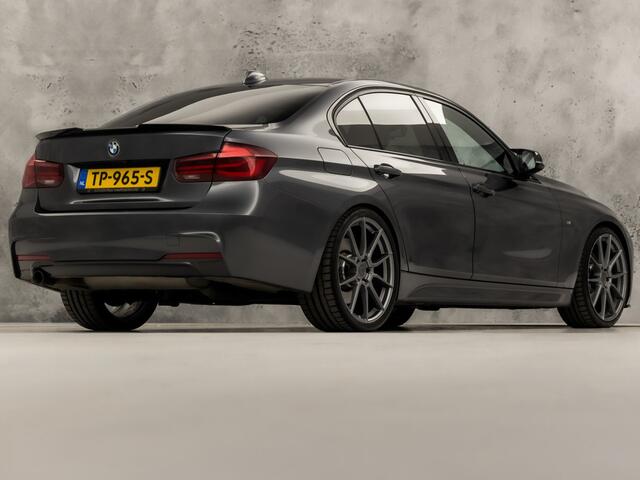BMW 3-SERIE 318i M Sport Automaat (GROOT NAVI, DEALER ONDERHOUDEN, M PAKKET, VIRTUAL COCKPIT, SPORTSTOELEN, STOELVERWARMING, CAMERA, LEDER, GETINT GLAS, NIEUWSTAAT)