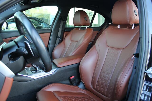 BMW 3-SERIE 318i High Executive M Sport Automaat / Sportstoelen / LED / Stoelverwarming / Getint glas