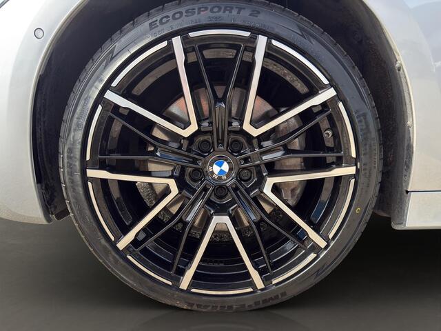 BMW 3-SERIE 330e M-Sport | Leer | Camera | Led | 19"|