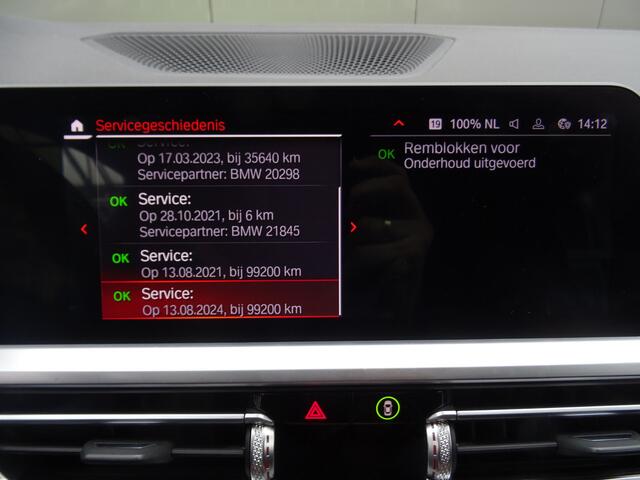 BMW 3-SERIE Touring 318i M-Performance * EYE CATCHER !!