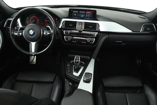 BMW 3-SERIE Touring 320i Edition M Sport Shadow High Executive (PANORAMADAK, STOELVERWARMING, CAMERA, CRUISE C