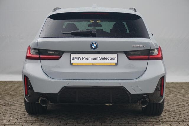 BMW 3-SERIE Touring 320e | M Sportpakket Pro | Panoramadak | Trekhaak | Comfort Acces