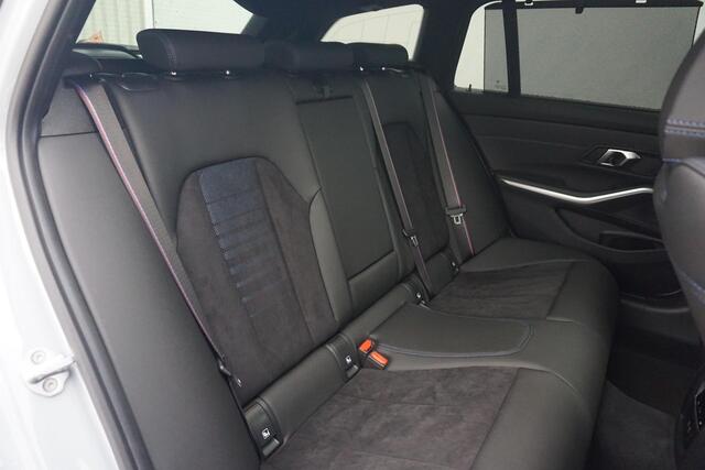 BMW 3-SERIE Touring 320e | M Sportpakket Pro | Panoramadak | Trekhaak | Comfort Acces