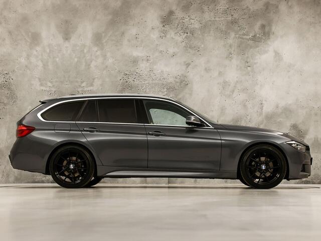 BMW 3-SERIE 318i M Sport Automaat (PANORAMADAK, M PAKKET, GROOT NAVI, COGNAC LEDER, STOELVERWARMING, SPORTSTOELEN, VIRTUAL COCKPIT, PARKEERSENSOREN, GETINT GLAS, NIEUWSTAAT)