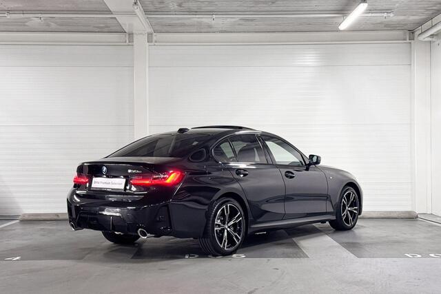 BMW 3-SERIE Sedan 330e M Sport | Schuifdak | Trekhaak