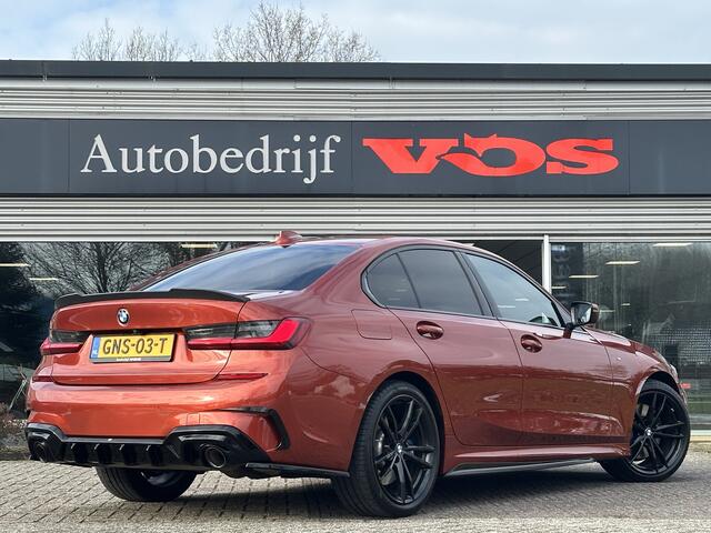 BMW 3-SERIE 330i xDrive M-Sport | 259 pk | Camera | Trekhaak | Carbon spoiler