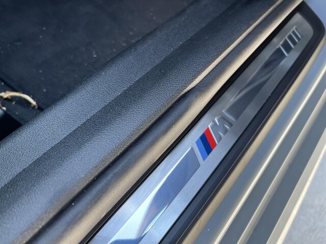 BMW 3-SERIE 330e M-Sport Pro | 19" | Trekhaak | Schuifdak | Hifi | Innovation Pack