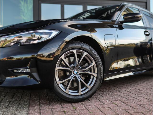 BMW 3-SERIE Touring 320e Business Edition Plus