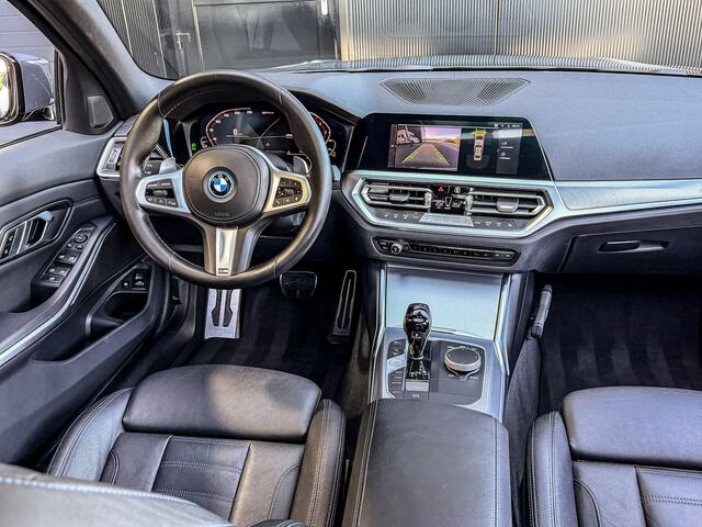 BMW 3-SERIE 330e 292PK M-Sport Plus | LASER | PANO | HEAD-UP | STOELVERWARMING | KEYLESS | LEDER |