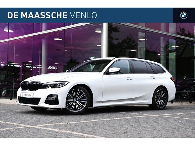 BMW 3-SERIE Touring 330i M Sport Automaat / Sportstoelen / Active Cruise Control / M Sportonderstel / Live Cockpit Professional / Stoelverwarming