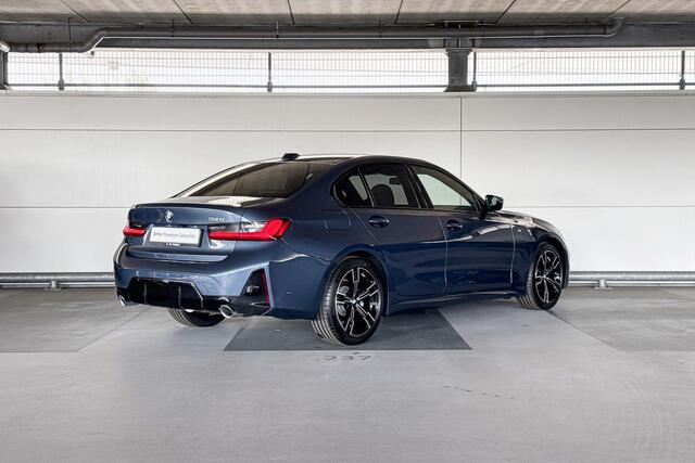 BMW 3-SERIE Sedan 318i M Sport | Trekhaak