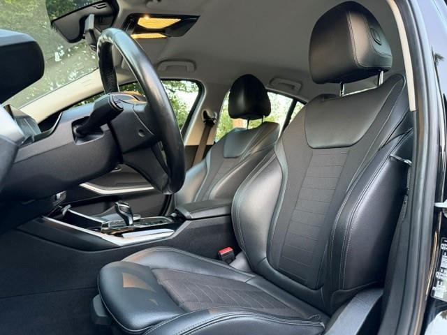 BMW 3-SERIE 320i Executive Edition/Xenon/Led/Navi/Pdc/Cruise