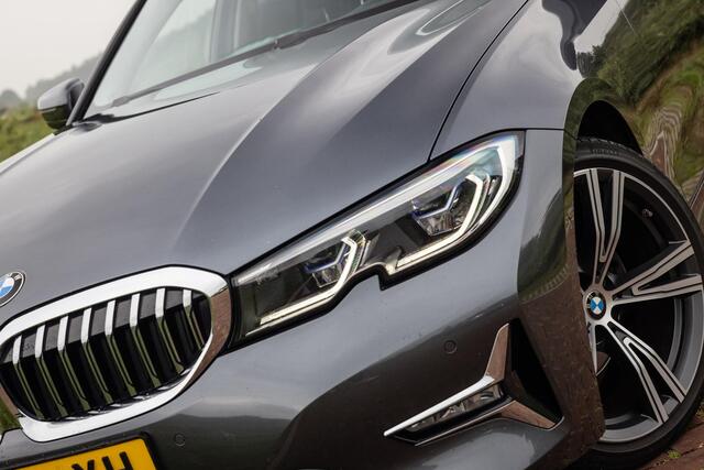 BMW 3-SERIE Touring 320d High Executive Edition