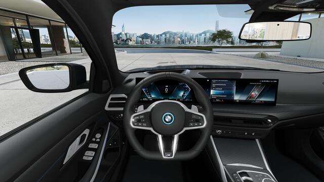 BMW 3-SERIE 330e M Sport Automaat / Schuif-kanteldak / Sportstoelen / Adaptieve LED / Comfort Access / Active Cruise Control / Parking Assistant Plus