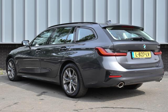 BMW 3-SERIE Touring 330i High Executive Aut. | Sfeerverl | Stoelverwarming | Navi | Deal. OH
