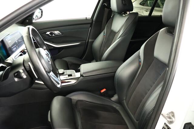 BMW 3-SERIE 330e M-Sport Pro Panorama / Opendak / Pilot assist / Harmankardon / HUD
