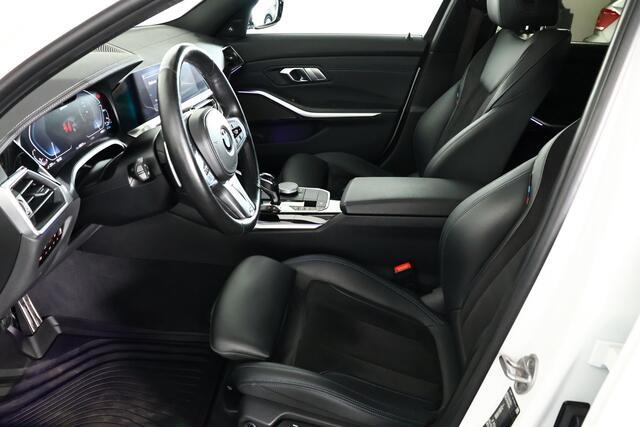 BMW 3-SERIE 330e M-Sport Pro Panorama / Opendak / Pilot assist / Harmankardon / HUD