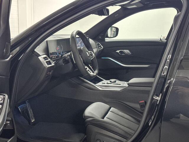 BMW 3-SERIE Sedan 320i M Sport | Schuifdak | Trekhaak