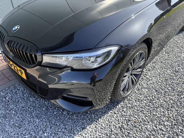 BMW 3-SERIE Touring 318i 2.0 156pk Automaat High Executive M-Sportpakket
