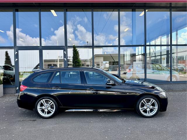 BMW 3-SERIE Touring 318i Corporate Lease Executive