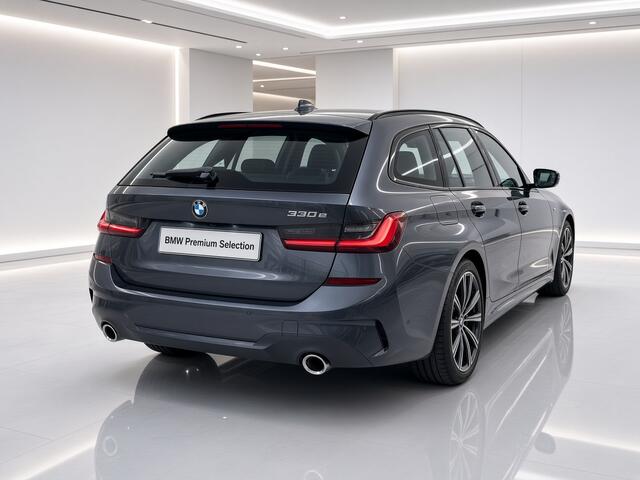 BMW 3-SERIE Touring 330e M-Sport | Hifi | 18" | Leder | Stoelverwarming