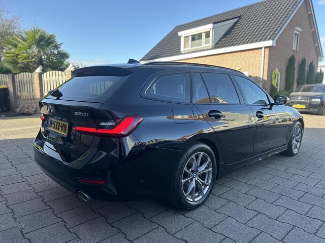 BMW 3-SERIE Touring 320i Sportline Org NL
