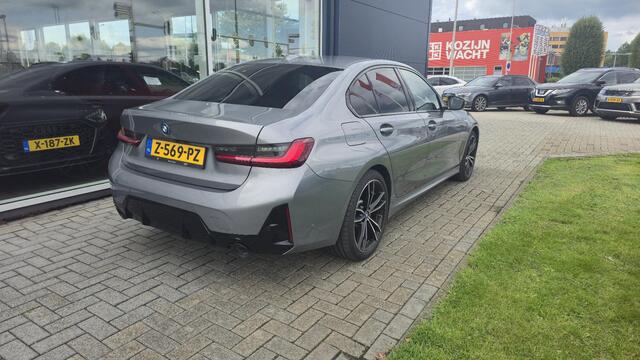 BMW 3-SERIE 320e M Sport|NAP|1e eigenaar|Pano
