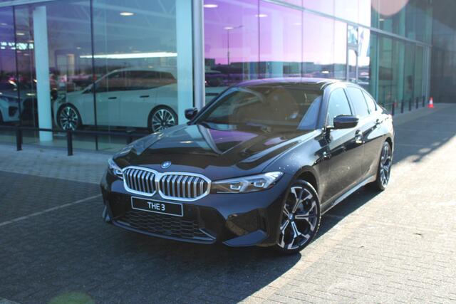 BMW 3-SERIE 330e M Sport Automaat / Schuif-kanteldak / Trekhaak / Sportstoelen / Achteruitrijcamera / Comfort Access / Parking Assistant / Stoelverwarming