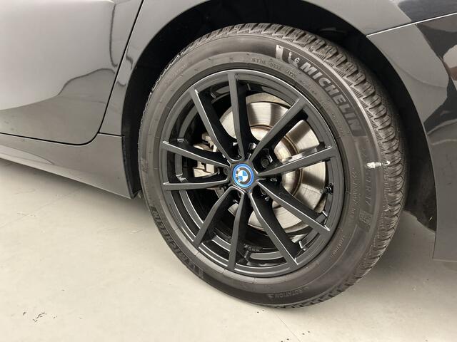 BMW 3-SERIE Touring 320e Shadow line/Head up/Panodak/Cruise control
