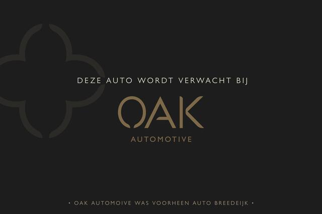BMW 3-SERIE Touring 330e | M-Sport | Live Cockpit | Panorama | Leder/Alcantara | HiFi | Camera | ACC | Saphire Zwart
